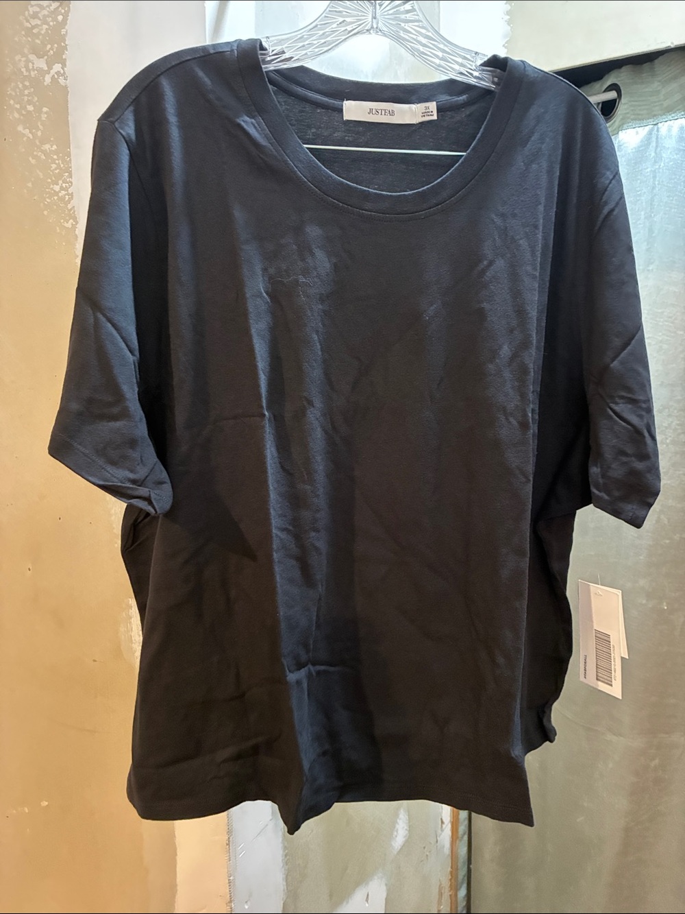 JustFab Black Short-Sleeve Tee